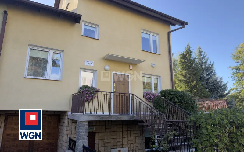 Dom na  sprzedaż Giżycko - Dom z dużym potencjałem w centrum Giżycka | 700 m od jeziora | część usługowa | garaż dwustanowiskowy